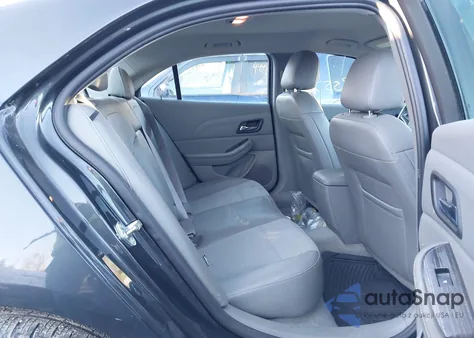 2015 Chevrolet Malibu 2Lt z USA, uszkodzony, nr VIN 1G11D5SL7FF228475